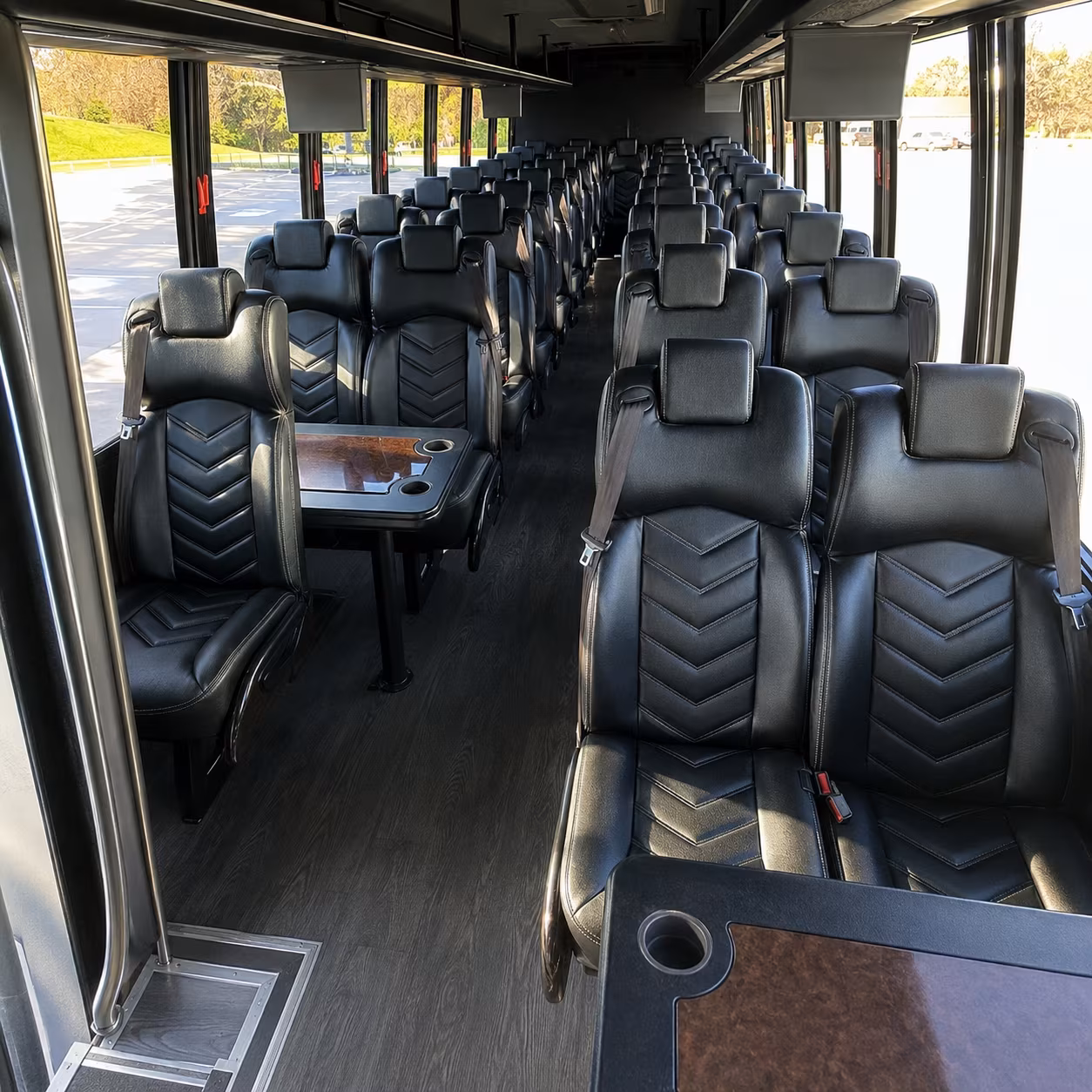 arriving in warren inbound airport pickup bus rentals from dtw
