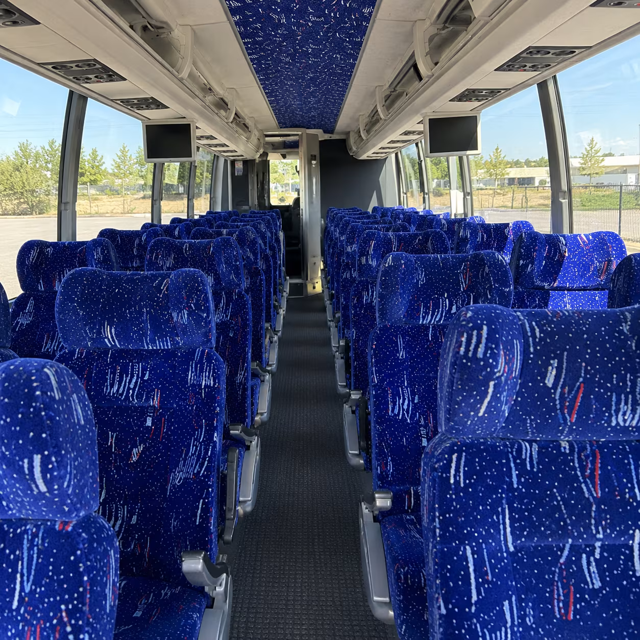 charter buses for detroit museum field trips from warren schools