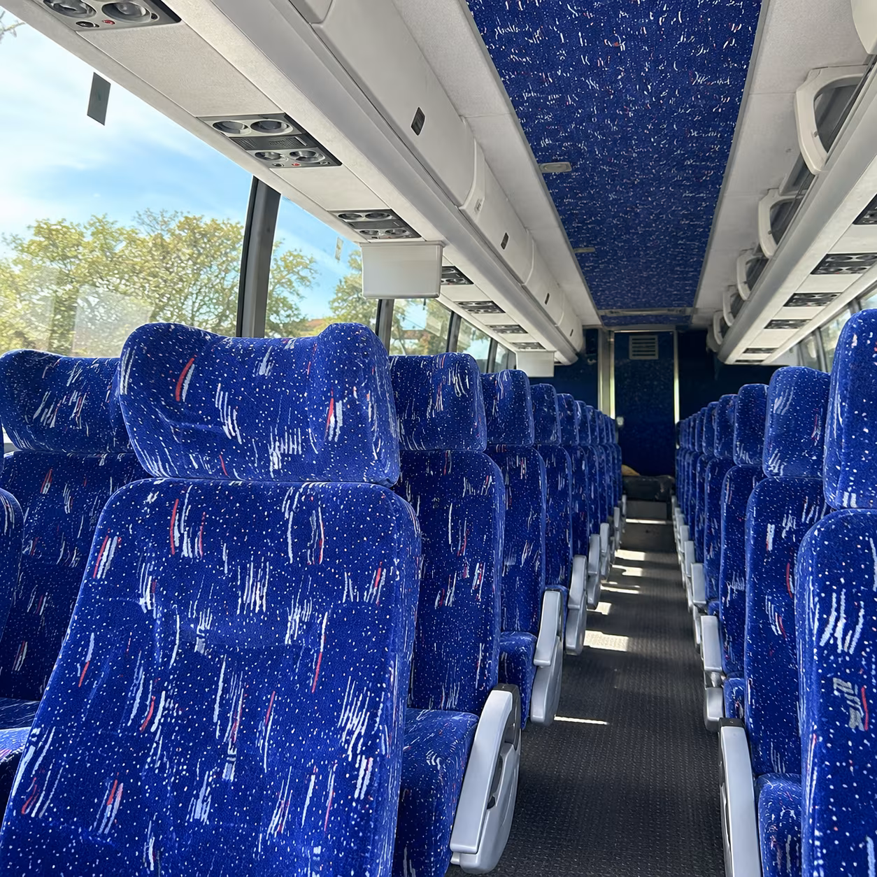 charter buses for warren area college and university campus visits