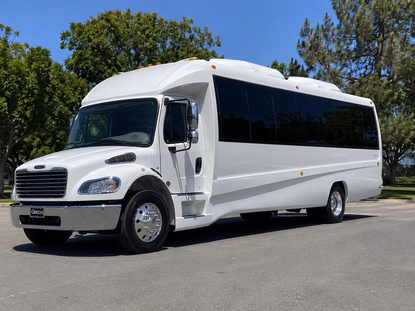 corporate event and convention bus rentals for warren s tech and auto industry