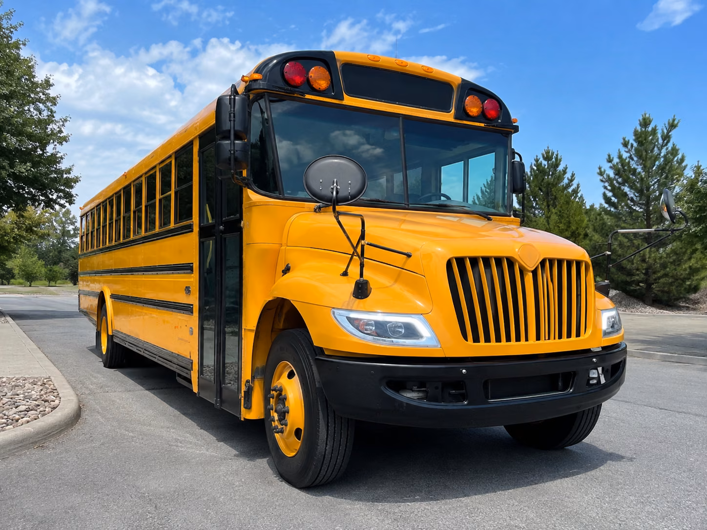 warren school buses for detroit zoo and belle isle field trips